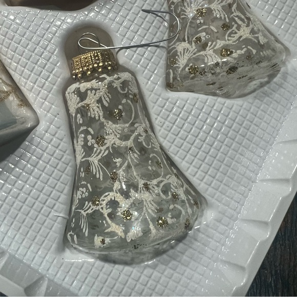 Vintage Christmas Classics by Krebs Hand Decorated Glass Bell Shape Ornaments - Picture 5 of 8